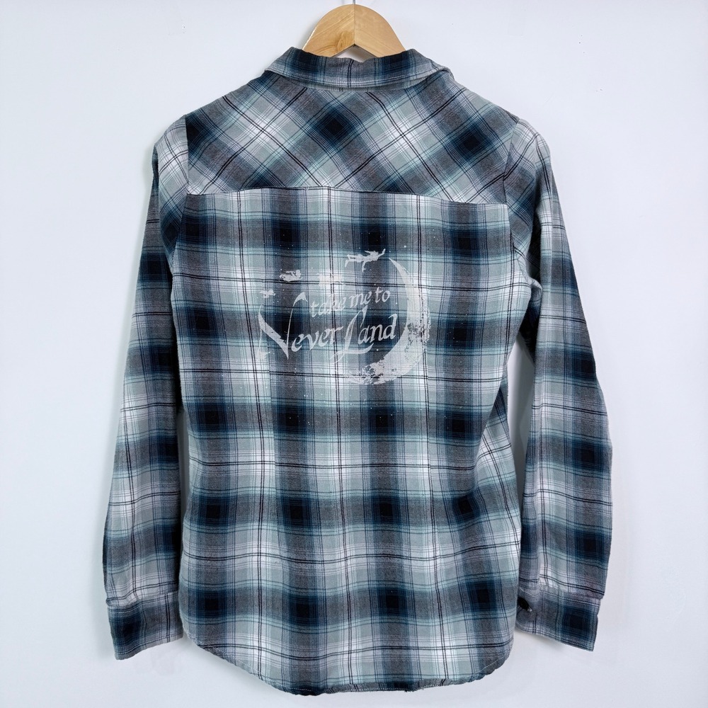 Disney Peter Pan Take Me‎ To Neverland Plaid Flannel Shirt Womens Small